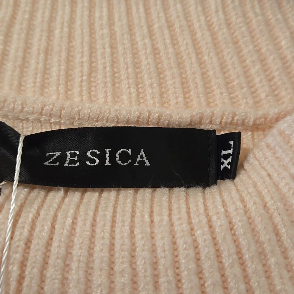 Zesica Cream Sweater Size XL - Picture 2 of 8